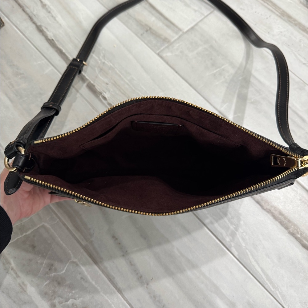 COACH Ivie Messenger Crossbody (F72839) - Picture 9 of 10
